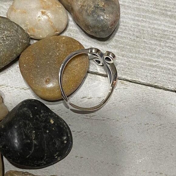 Sterling Silver Cross Toe Ring Mid Ring - Picture 3 of 3